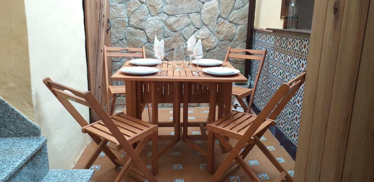 Casa Cuartel Villa El Gastor Luaran gambar